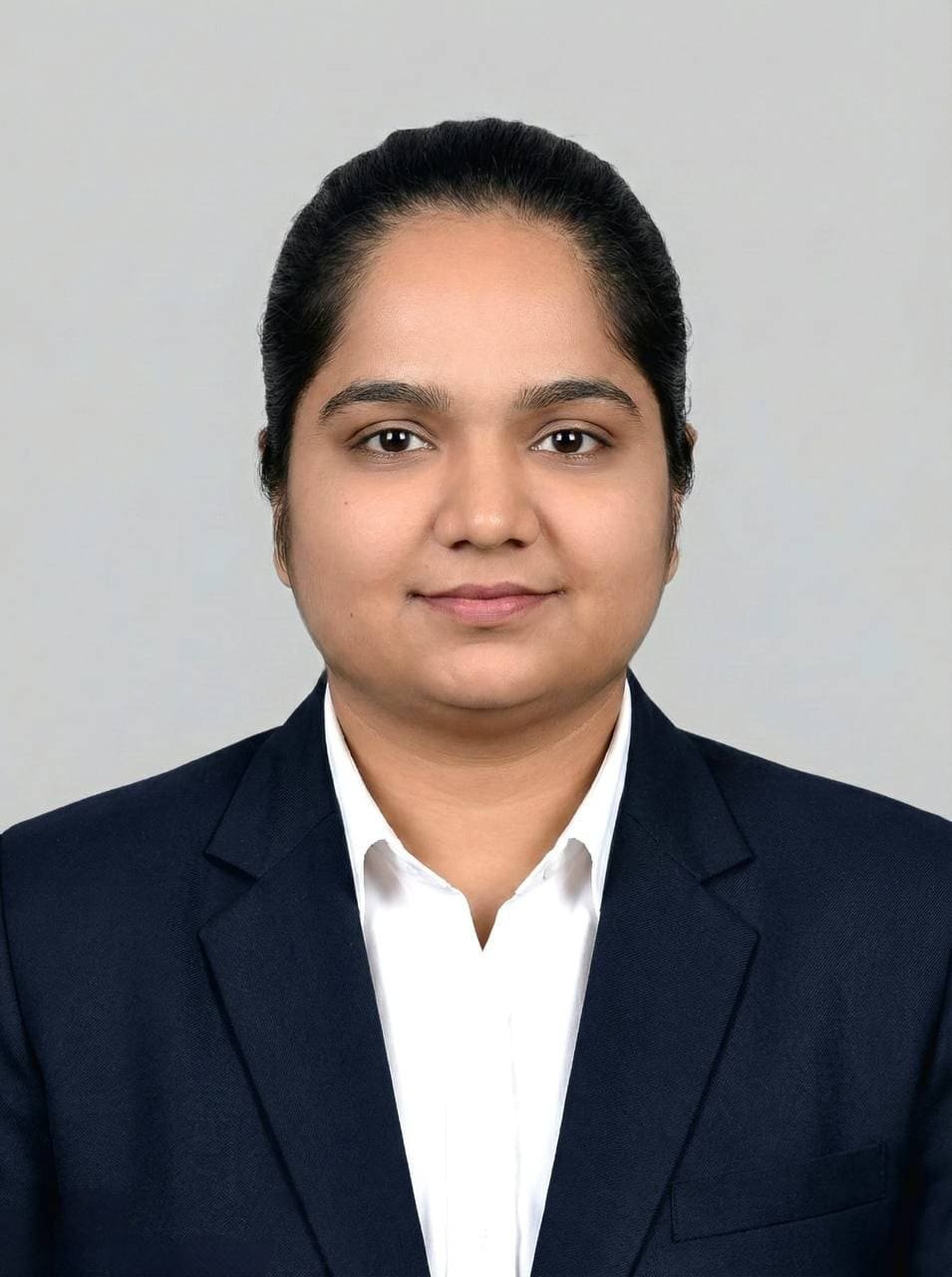 kinjalredeyes-profilepicture-1.jpg